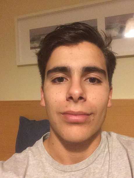 How old does he look?