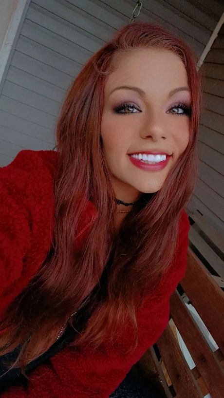 How old does she look?